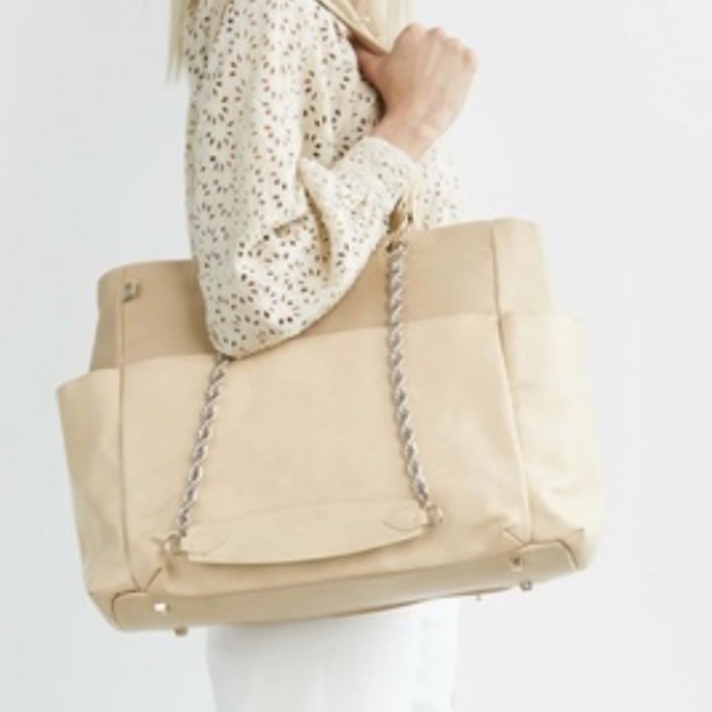 Beis diaper bag, barely used!